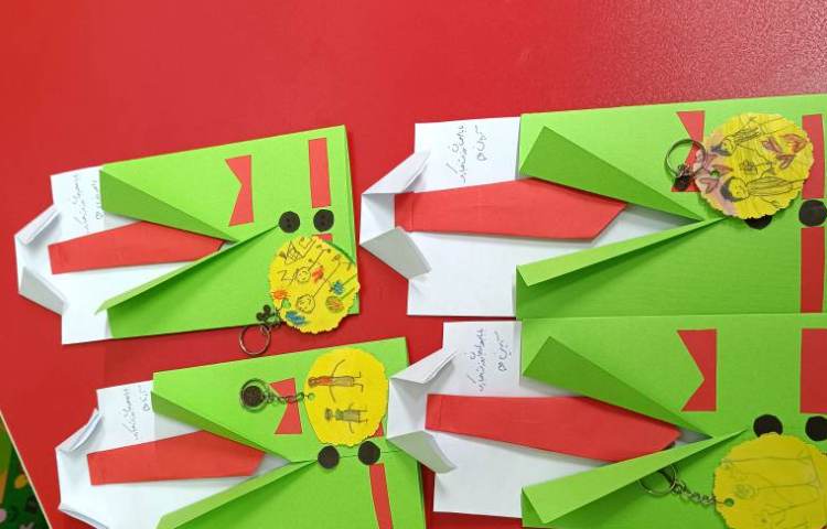 دست‌های توانمند (کاردستی روز پدر) 6