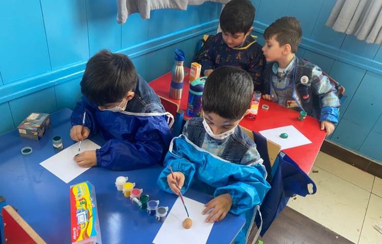 :دست های توانمند، کار با ابزار گواش 5