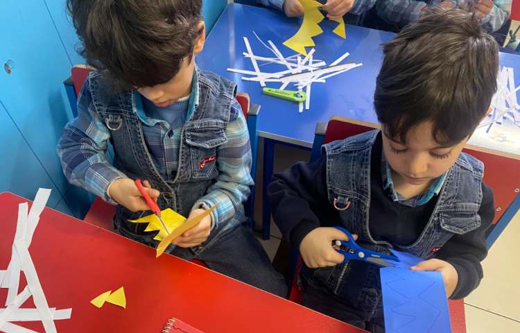 :دست های توانمند، کلاس قاصدک