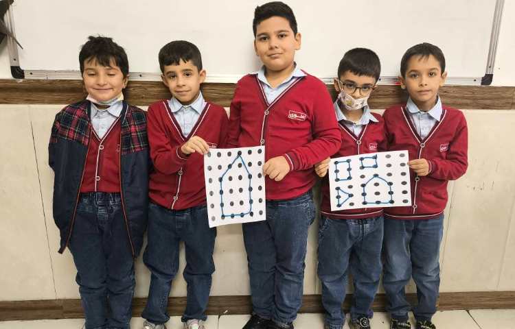 دست‌ورزی اشکال هندسی زنگ ریاضی 4