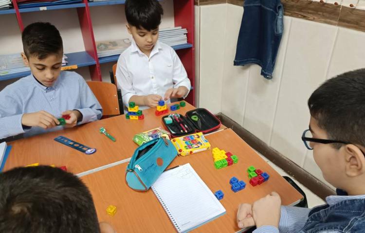 دست‌ورزی الگو‌های هندسی و عددی 2