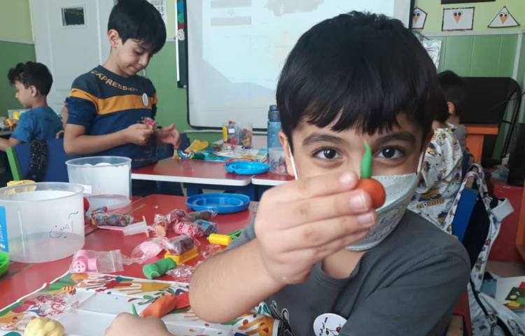 :دست ورزی با خمیر، کلاس گیلاس 3