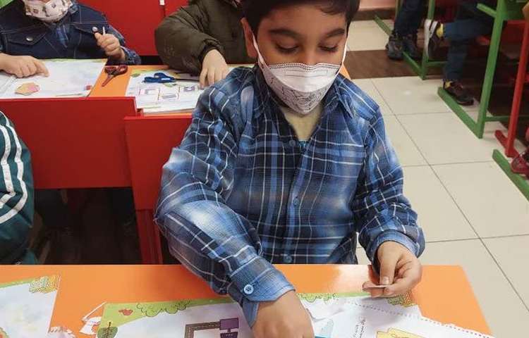 دست ورزی برش اشکال کتاب کار پیش دبستان 5