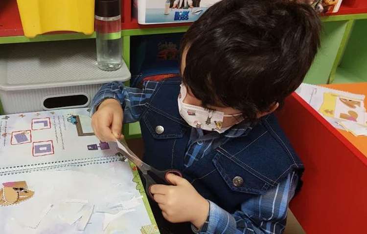 دست ورزی برش اشکال کتاب کار پیش دبستان 7