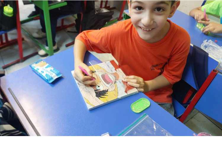 دست ورزی تابلو نگینی دار 4