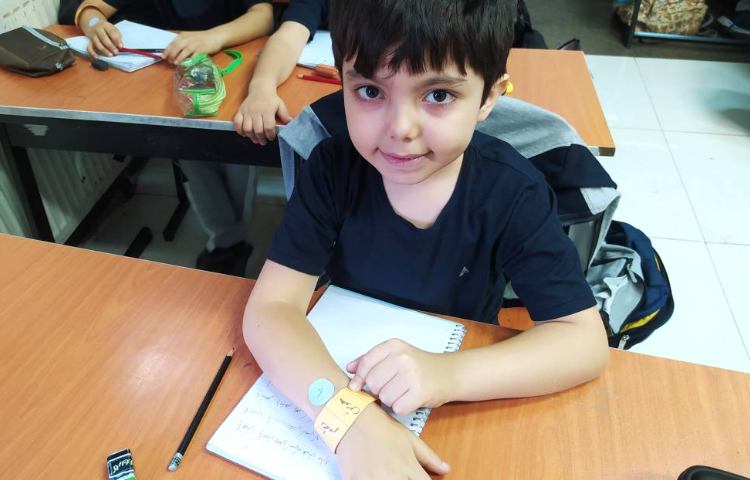 دست‌ورزی ترکیب کلمات با پیشوند « با » زنگ فارسی