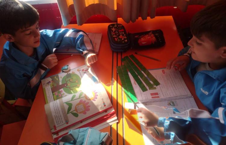 :دست ورزی جمع ده تایی و آشنایی با دماسنج، کلاس دریانوردان 1