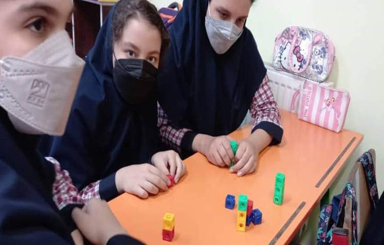 دست‌ورزی جهت یادگیری مفهوم میانگین 4