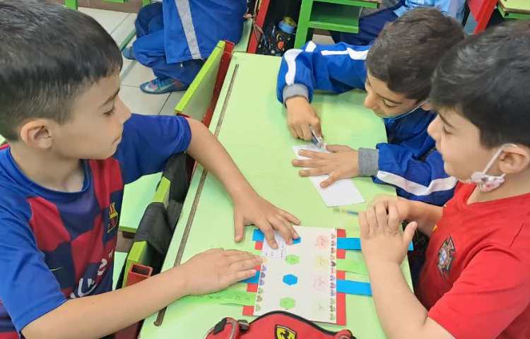 دست ورزی ساخت اعداد چهاررقمی و گسترده نویسی به صورت گروهی 3