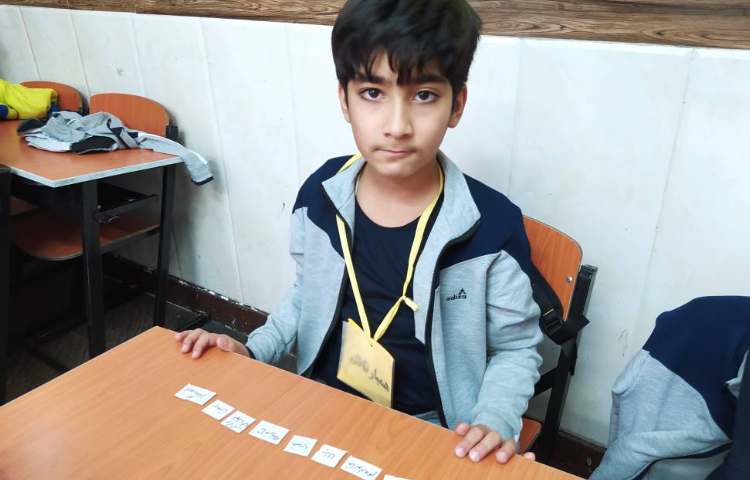 دست‌ورزی ساخت جمله با کلمات بهم ریخته 2