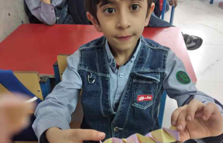 دست ورزی ساخت کرم با کاغذ و تا 2