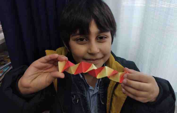 دست ورزی ساخت کرم با کاغذ و تا 4