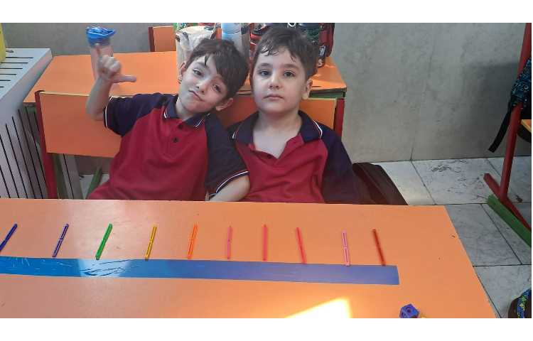 دست ورزی لوحه ها و توجه به خط زمینه با چینه و چوب خط 3