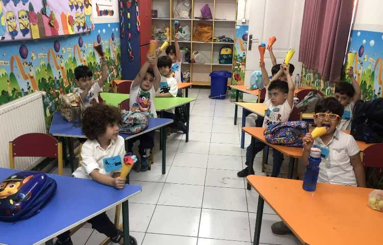 دست ورزی مچاله کردن کاغذ