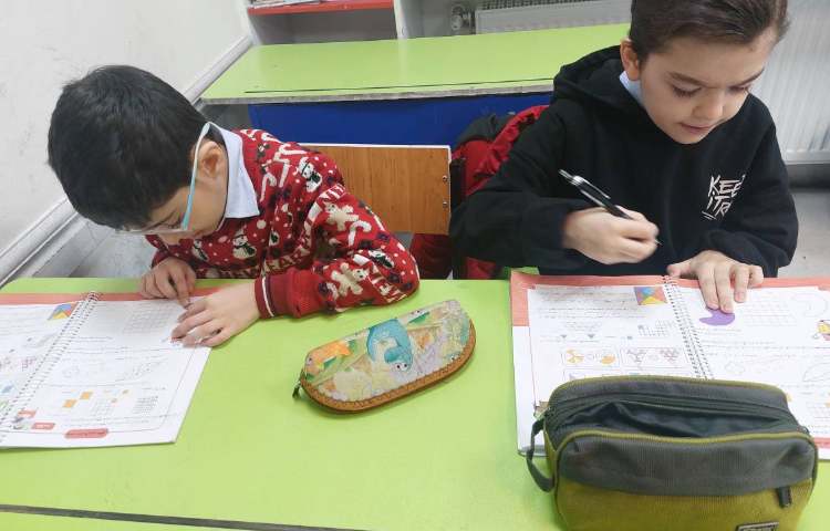 دست ورزی و تدریس درس مساحت 3