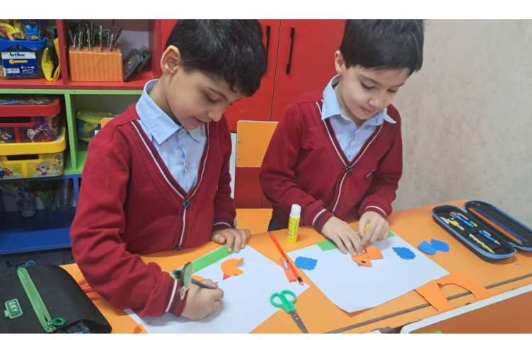 دست ورزی و درست کردن کاردستی جوجه به مناسبت یادگیری نشانه ج 6