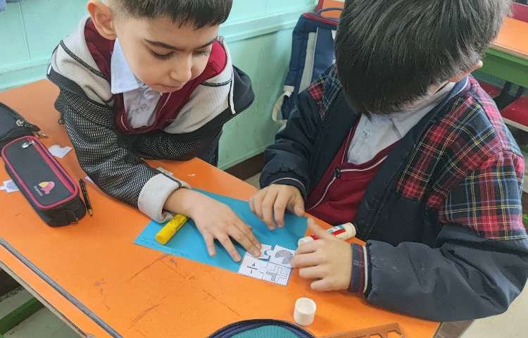 دست ورزی پازلی کسر 3