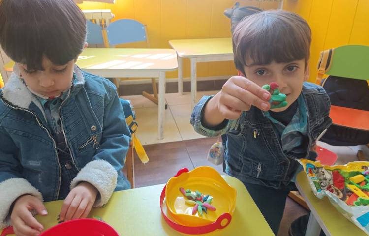 :دست ورزی گل، کلاس بادبادک 4