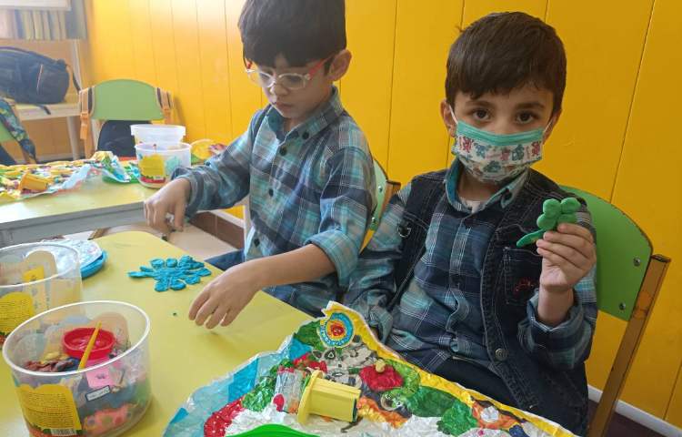 :دست ورزی گل، کلاس بادبادک