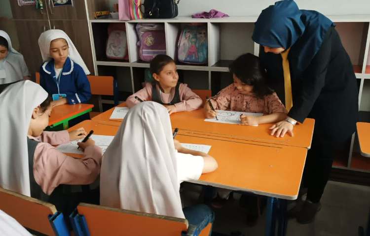 دنیای رنگارنگ انگشتان خلاق! 2