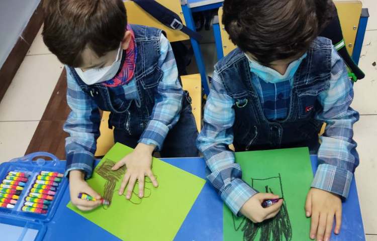 :دنیای رنگی من، تکنیک نقطه خط با پاستل رنگی 5