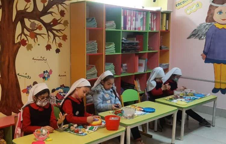 دنیای رنگی من 2