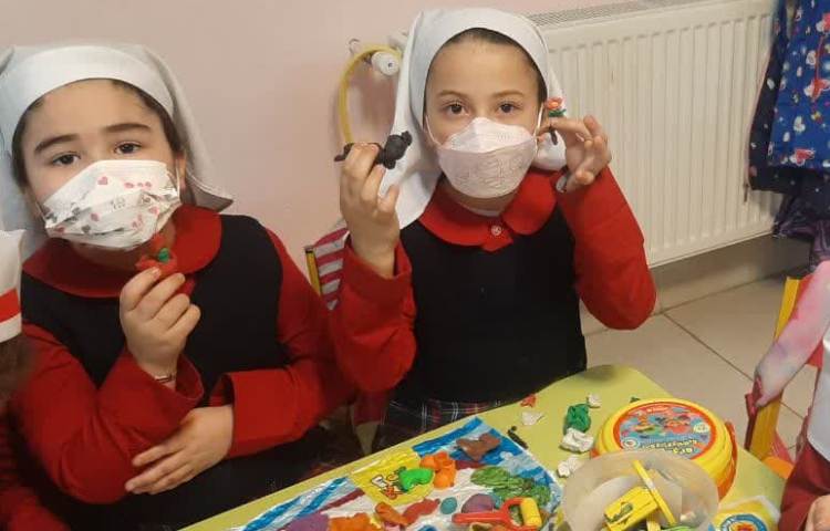 دنیای رنگی 2