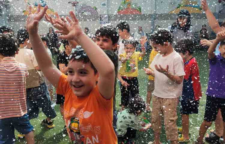 دنیای کف و شادی 15