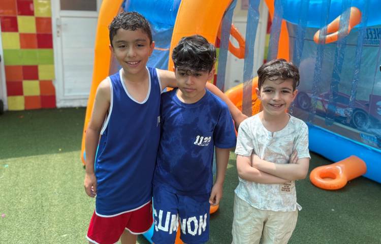 دنیای کف و شادی 23