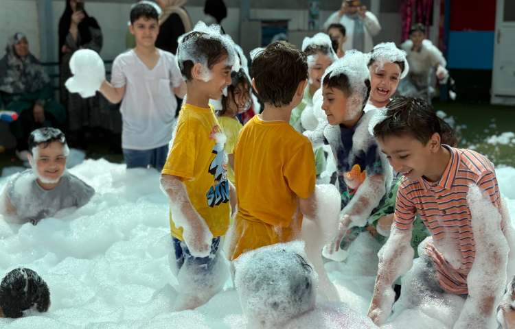 دنیای کف و شادی 32