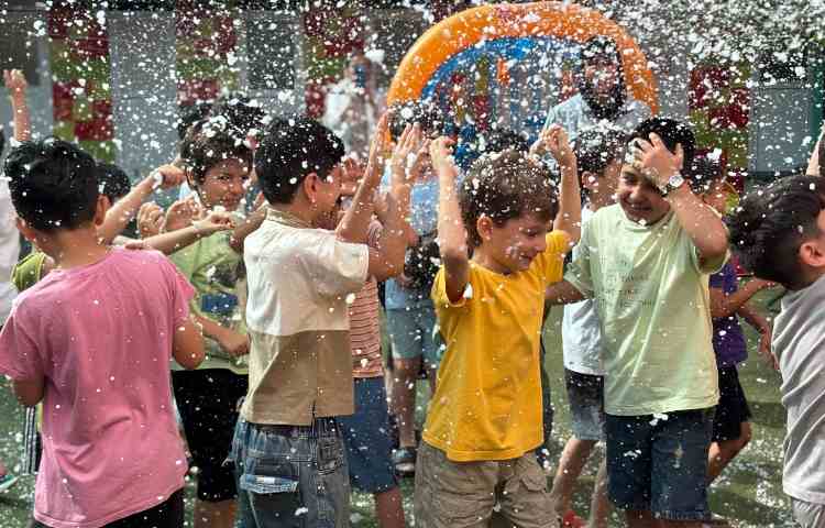 دنیای کف و شادی 35