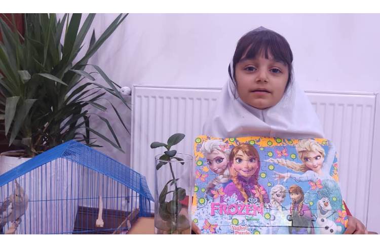 دنیا توکلی به مناسبت روز جهانی پازل 1