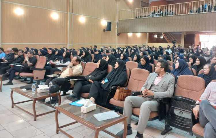 دوره آموزشی هنر تعامل با والدین دانش آموز