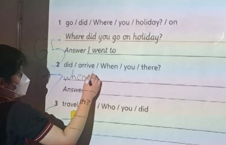 دوره گرامر درس سه و چهار همراه با حل تمرین 4