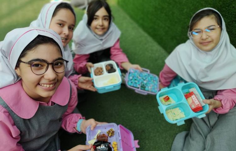 دوستانه 1