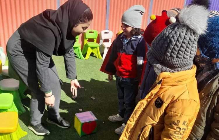 دوشنبه های شاد زبانی دانش آموزان پیش دبستان 1