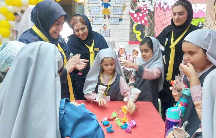 دوشنبه های فانلیشی