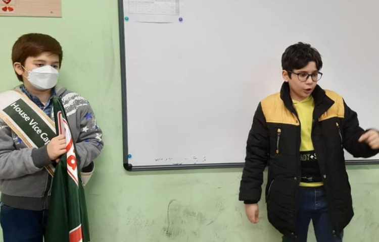 دولت دانش آموزی (فن بیان )هفته ملی علوم دانش آموزان دبستان علوی 4