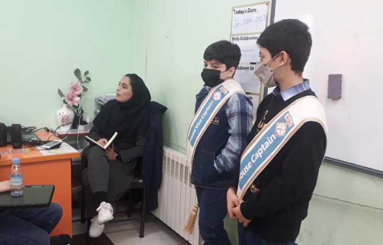 دولت دانش آموزی هفته ملی علوم دانش آموزان دبستان علوی 4