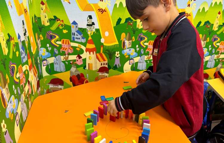 دومینو:دومینو حلزونی 1