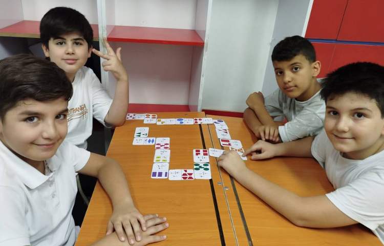 دومینوی اعداد مخلوط