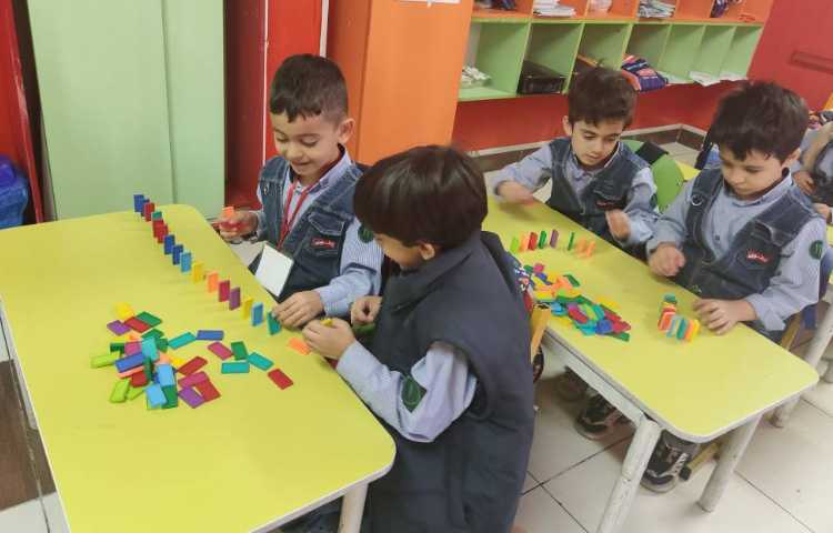 دومینو آموزش انواع چیدمان (زیگ زاگ_ مارپیچ_ - نیم دایره_ خط صاف) 4