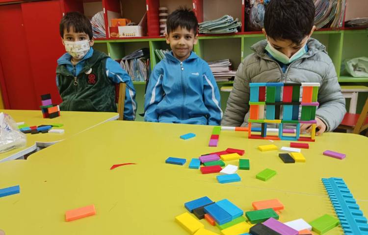 :دومینو، ساخت برج 1