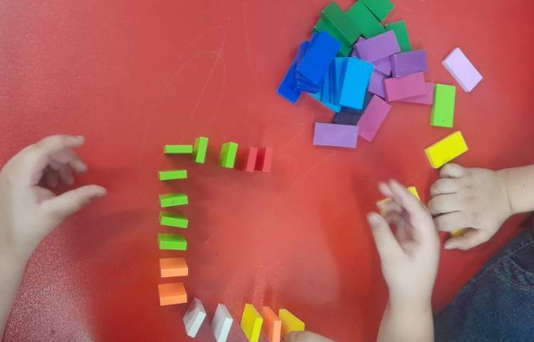 دومینو ساخت خط خمیده 2