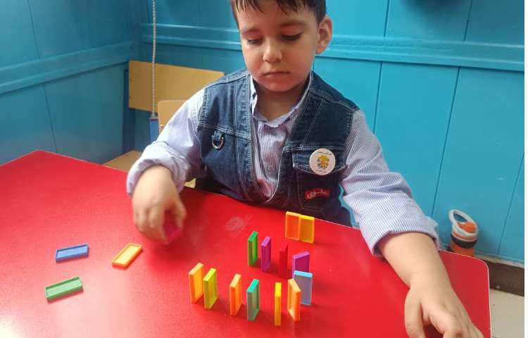 دومینو: چیدمان خط راست 5