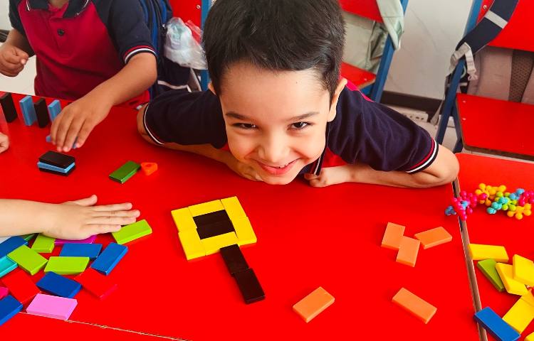 دومینو 4
