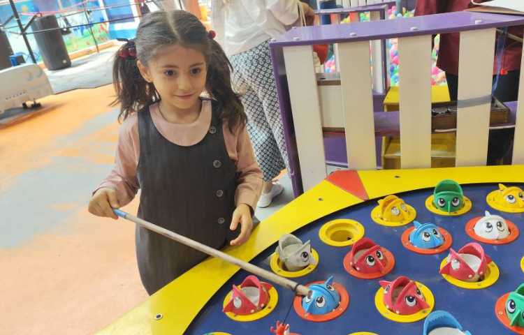 دومین اردوی کلوپ تکه های یخ، خنده های ریز 53