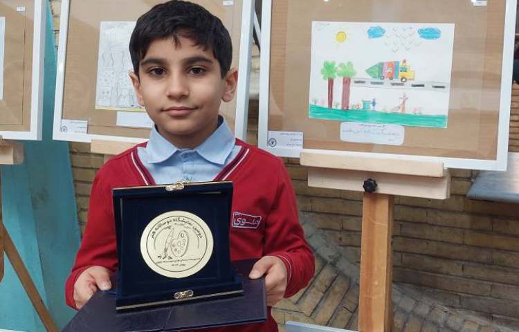 دو سالانه هنر 12