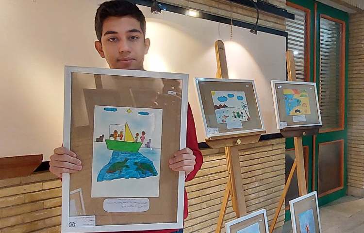 دو سالانه هنر 8