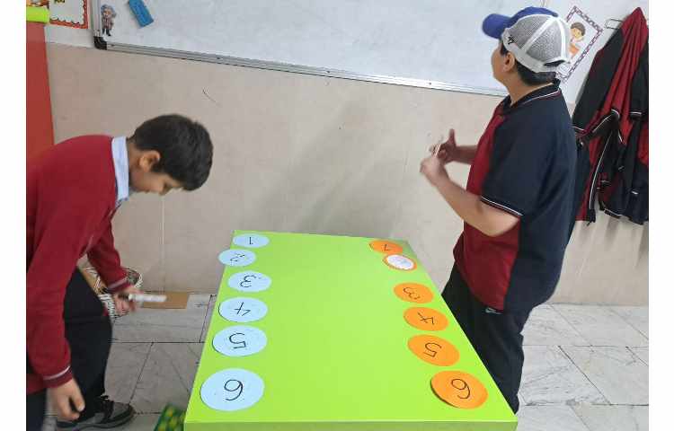 دیکته کلاسی 8